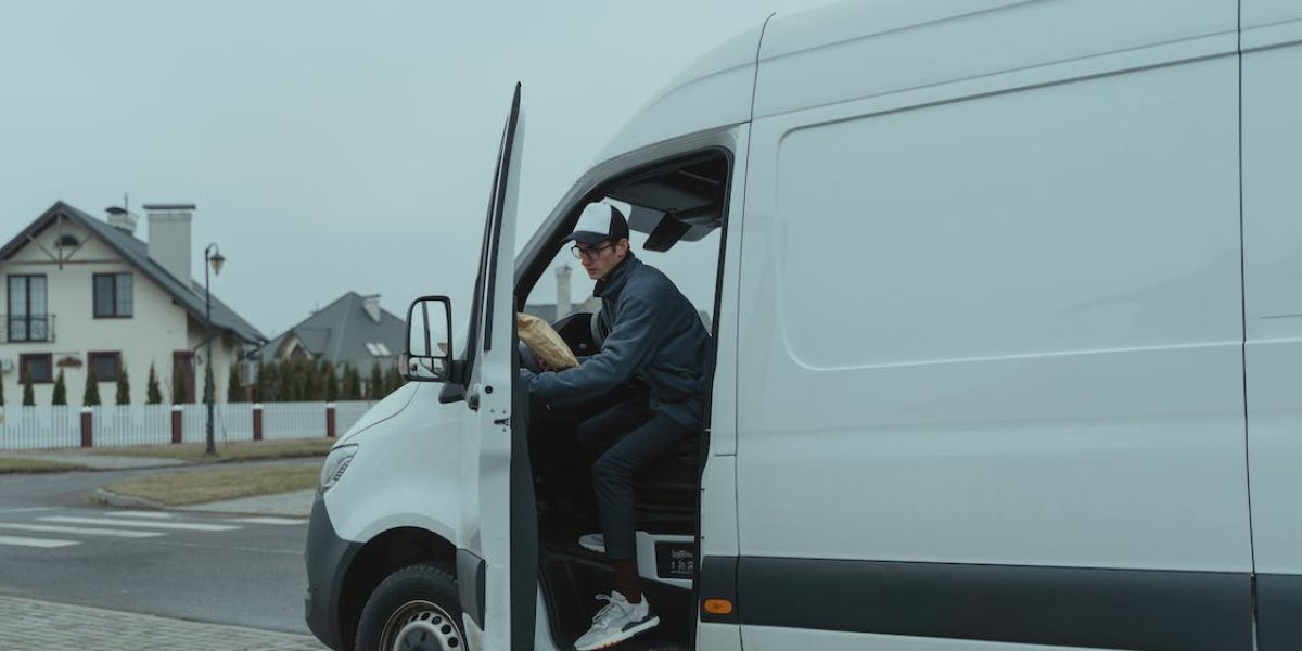deliver driver getting out of van